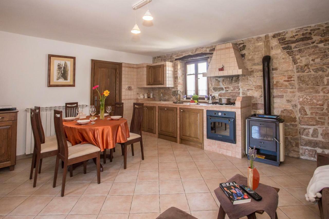 Appartamento Nona Nina Vižinada Esterno foto