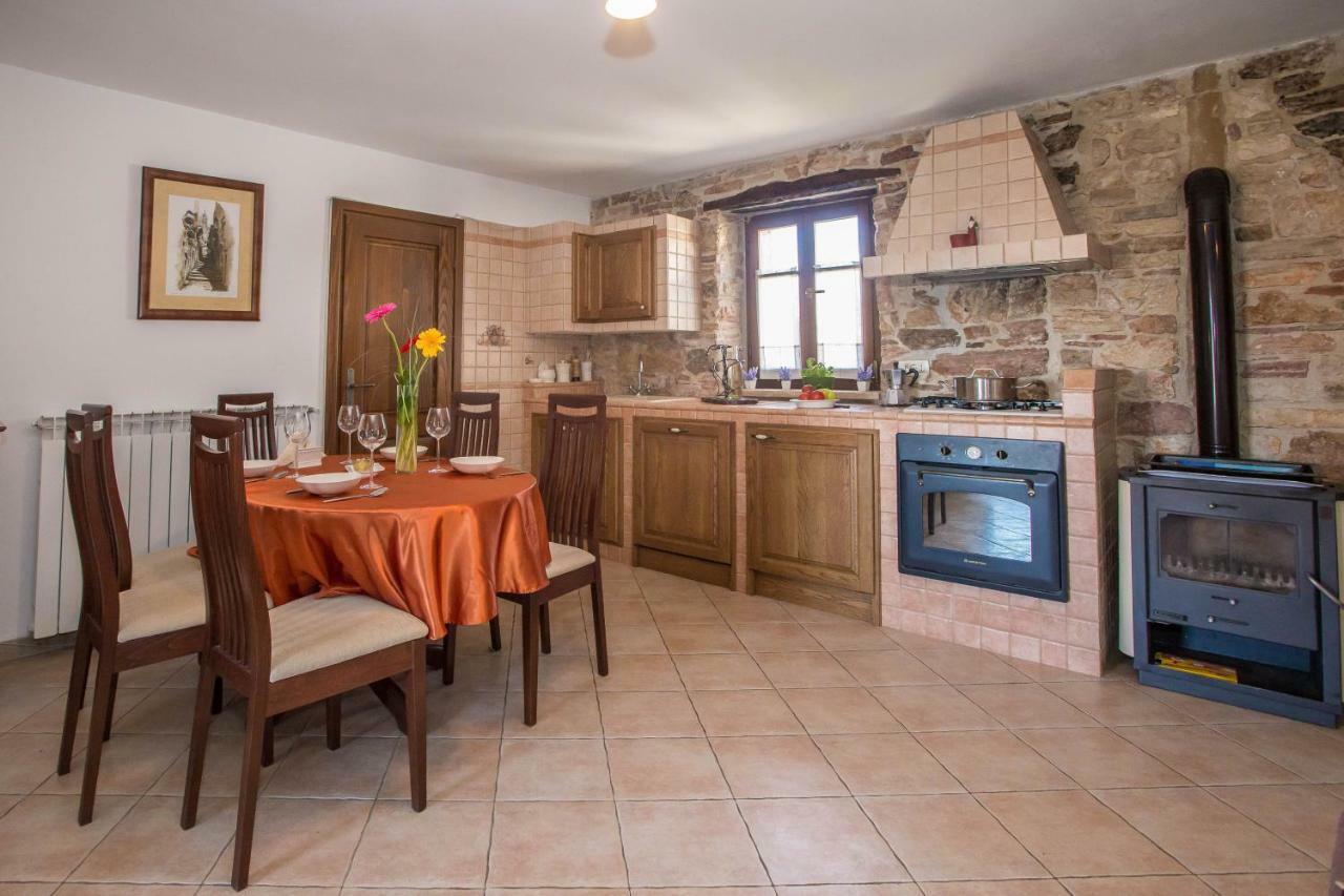 Appartamento Nona Nina Vižinada Esterno foto